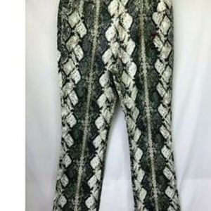 R.V.T. Faux KHI/IVY SNAKE Stretch Pockets 14